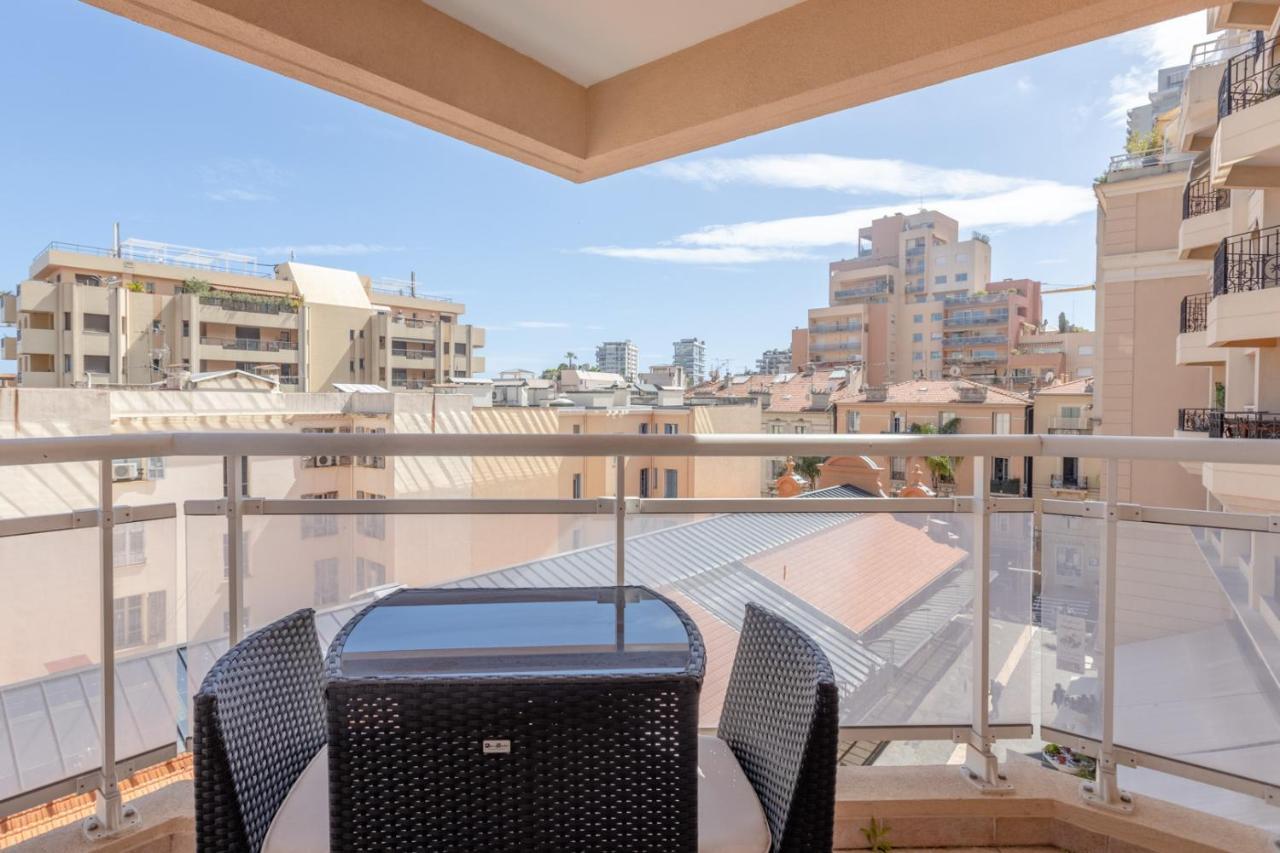 Luxury Studio Renovated 2024 With Free Parking Beausoleil Exterior foto